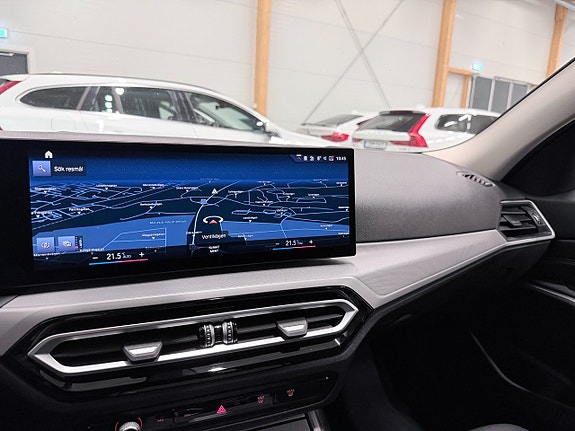 BMW 320d 15 of 25
