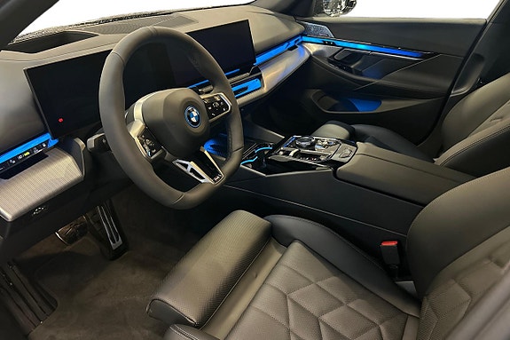 BMW 530e 12 of 22