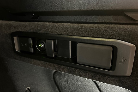 BMW 530e 19 of 22