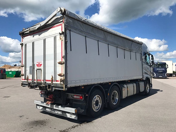 Volvo FH 6x2 Spannmålsbil 3 of 12