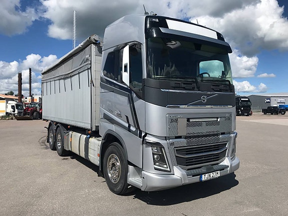 Volvo FH 6x2 Spannmålsbil 2 of 12