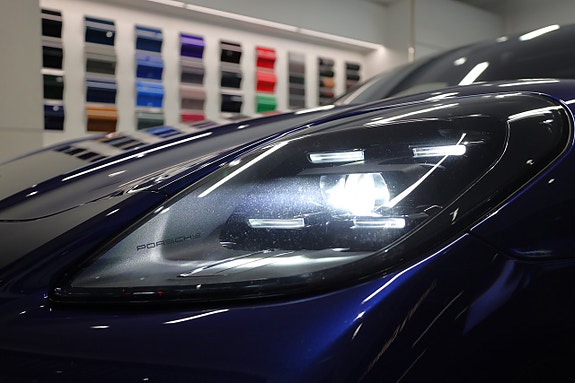 Porsche Panamera 4 11 of 30
