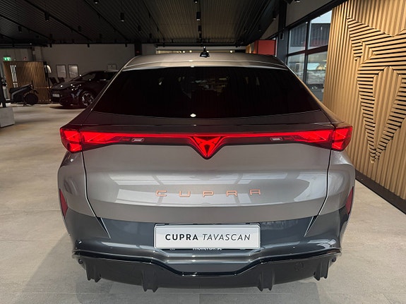 Cupra Tavascan 5 of 5