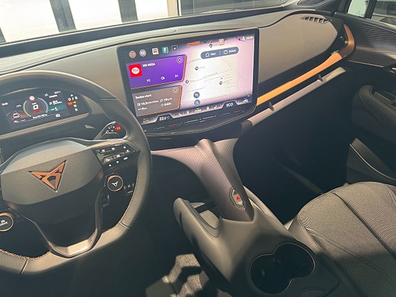 Cupra Tavascan 16 of 20