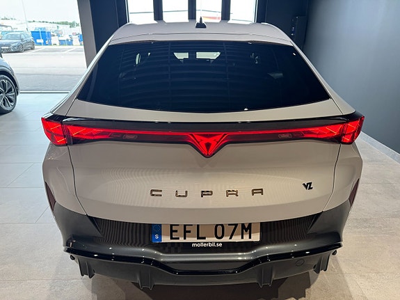 Cupra Tavascan 5 of 5