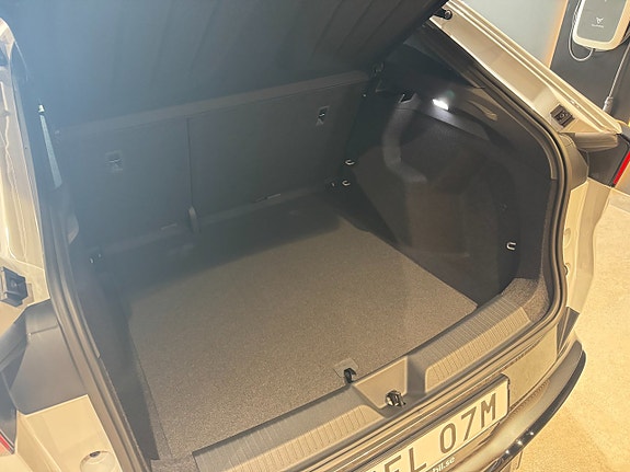 Cupra Tavascan 9 of 20