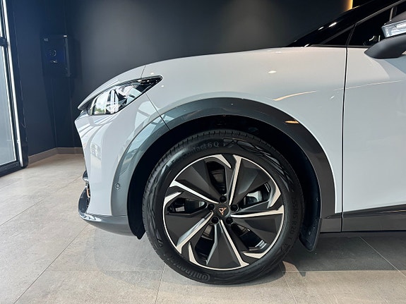 Cupra Tavascan 20 of 20