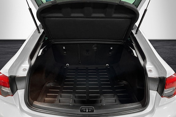 Opel Insignia 24 of 24