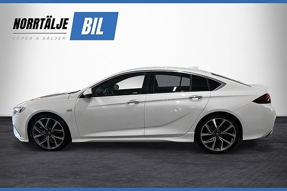Opel Insignia 4 of 5