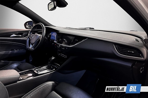 Opel Insignia 11 of 24