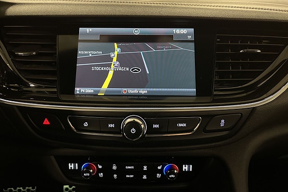 Opel Insignia 17 of 24