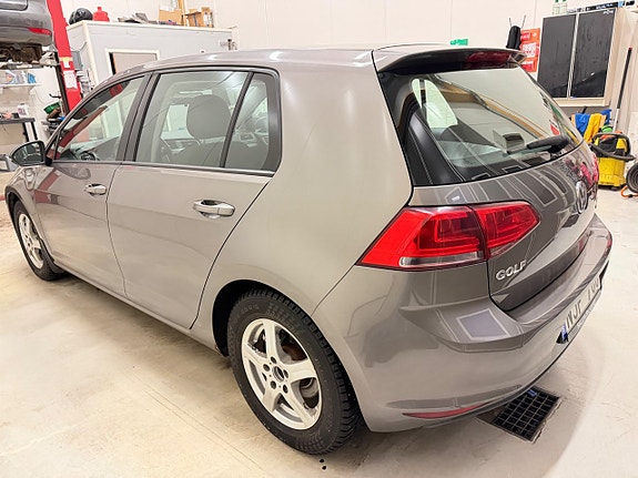 Volkswagen Golf-Serie 9 of 14