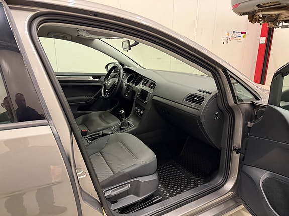 Volkswagen Golf-Serie 6 of 14