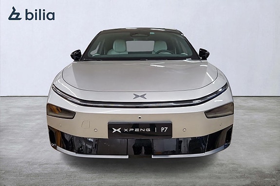 XPeng P7+