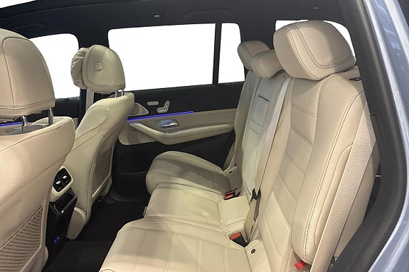 Mercedes-Benz GLS450 d 11 of 16
