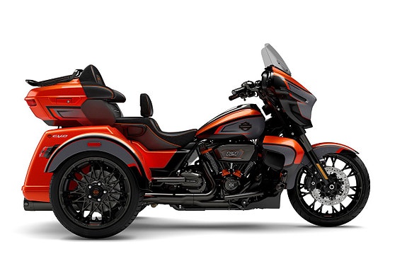 Harley-Davidson CVO™ Street Glide™ 3 Limited