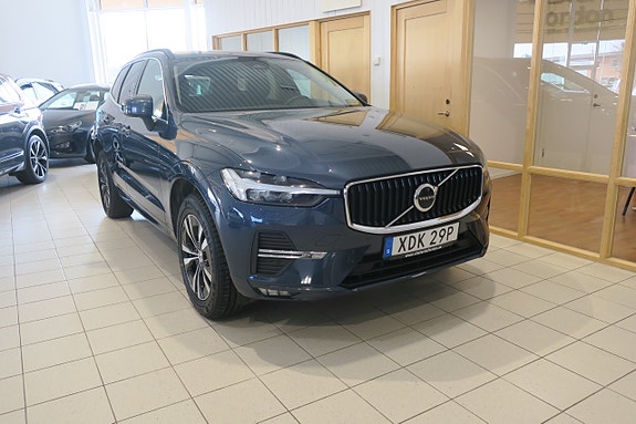 Volvo XC60 2 of 5