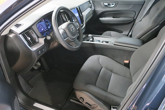 Volvo XC60 5 of 5