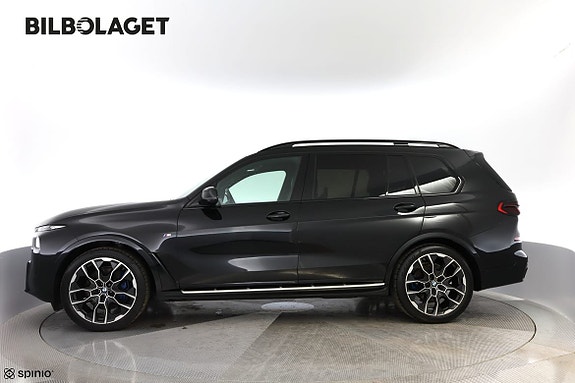 BMW X7 2 of 20