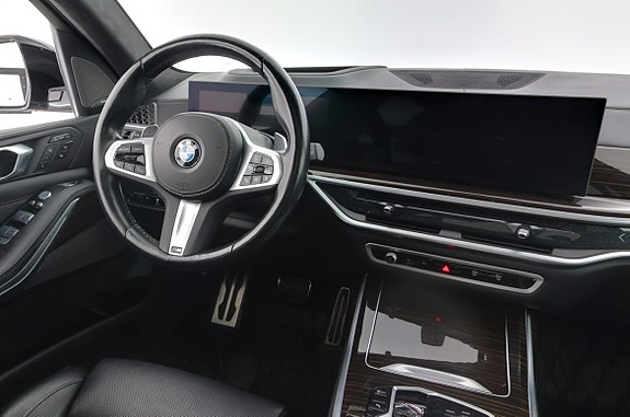 BMW X7 8 of 20