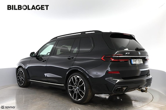 BMW X7 3 of 20