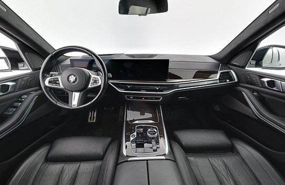 BMW X7 7 of 20