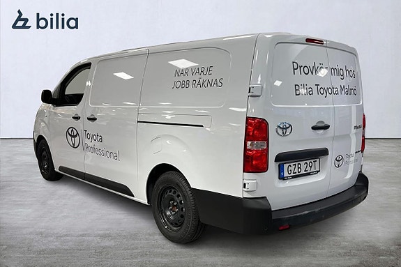 Toyota Proace 2 of 5