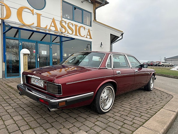 Daimler Sovereign 3 of 5