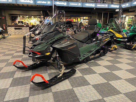 Ski-Doo Expedition SE 900 ACE Turbo R -26