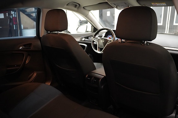 Opel Insignia 17 of 18