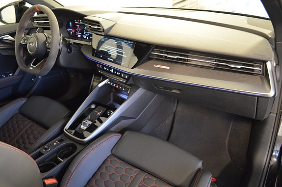 Audi RS3 9 of 19