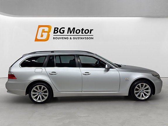 BMW 525 3 of 5