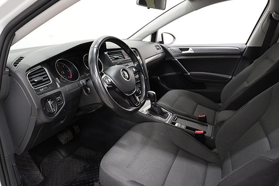 Volkswagen Golf VII 10 of 20