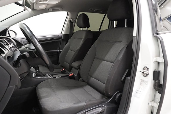 Volkswagen Golf VII 12 of 20