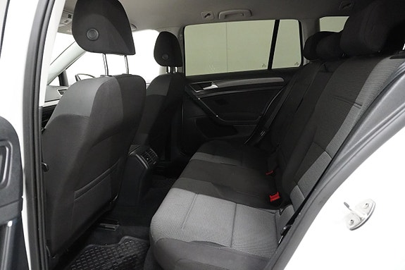 Volkswagen Golf VII 13 of 20