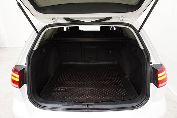 Volkswagen Golf VII 8 of 20