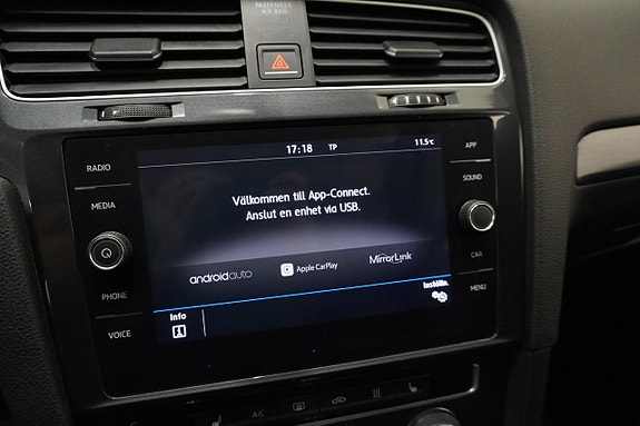 Volkswagen Golf VII 18 of 20