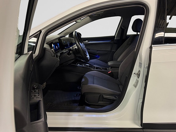 Volkswagen Golf Alltrack 11 of 20