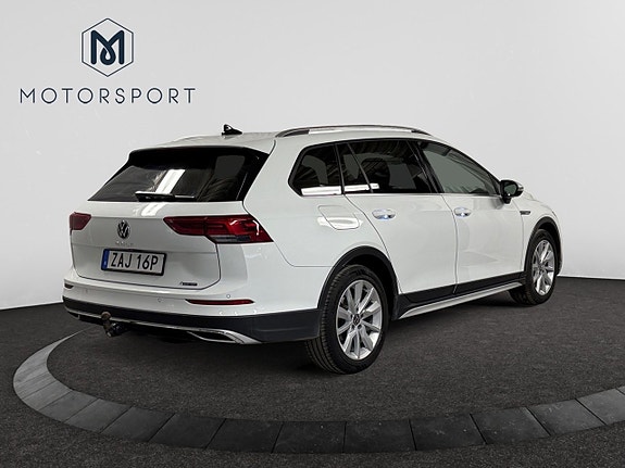 Volkswagen Golf Alltrack 7 of 20