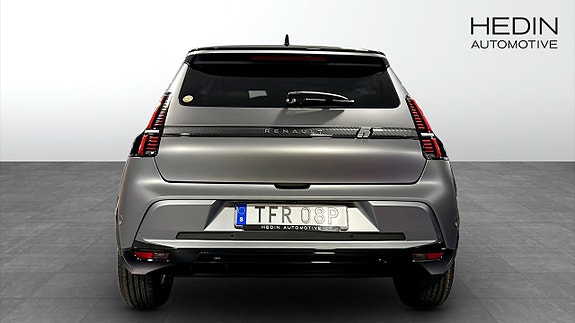 Renault 5 E-Tech 7 of 9