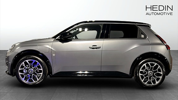 Renault 5 E-Tech 6 of 9