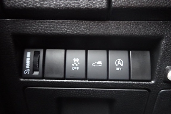 Isuzu D-max 12 of 16