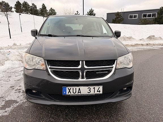 Dodge Grand Caravan 7 of 15