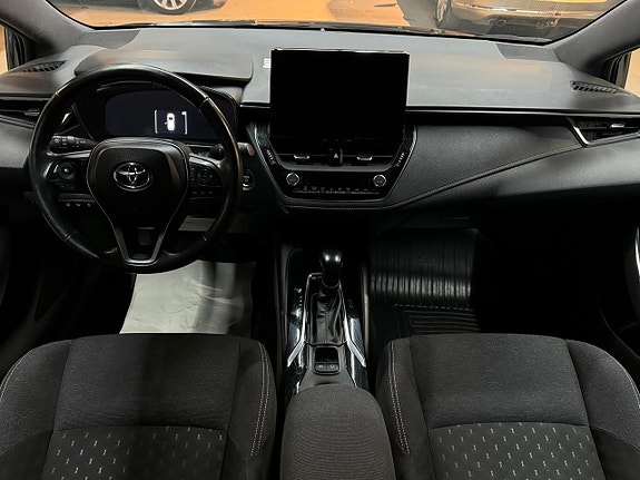 Toyota Corolla 6 of 18