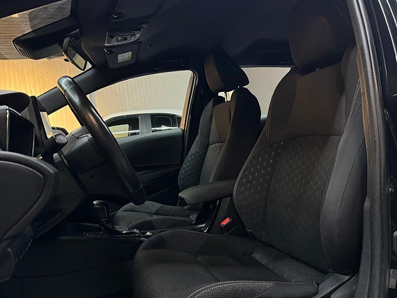 Toyota Corolla 17 of 18