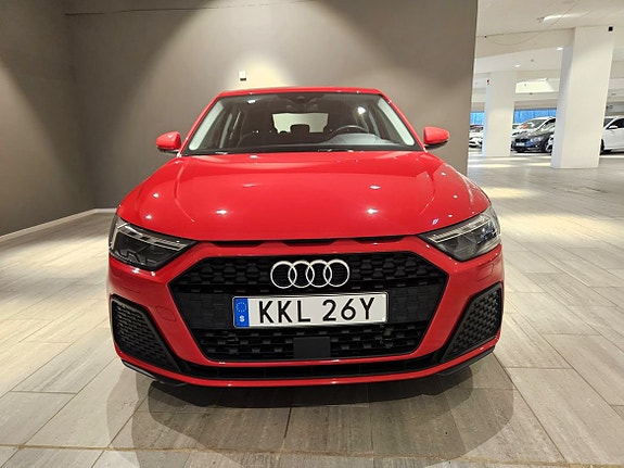 Audi A1 3 of 26