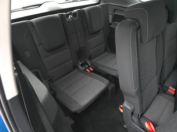 Volkswagen Touran 11 of 15