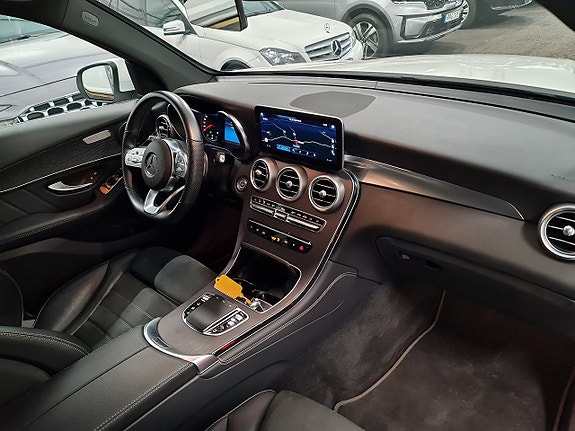 Mercedes-Benz GLC400 d 16 of 27