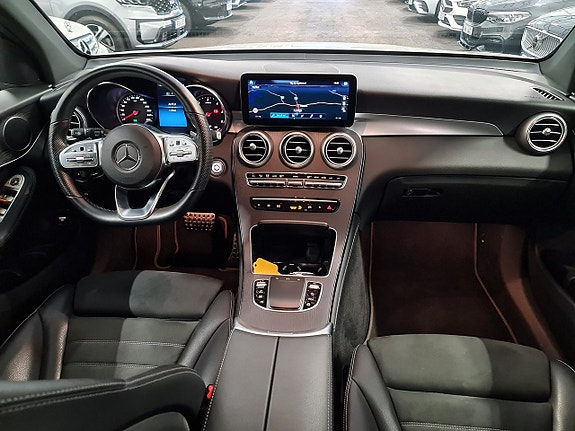 Mercedes-Benz GLC400 d 3 of 5