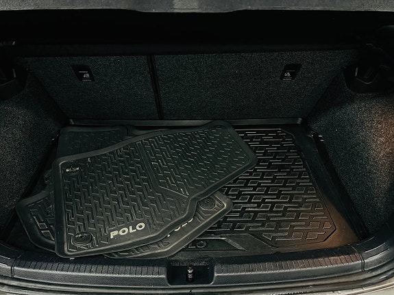 Volkswagen Polo 27 of 27